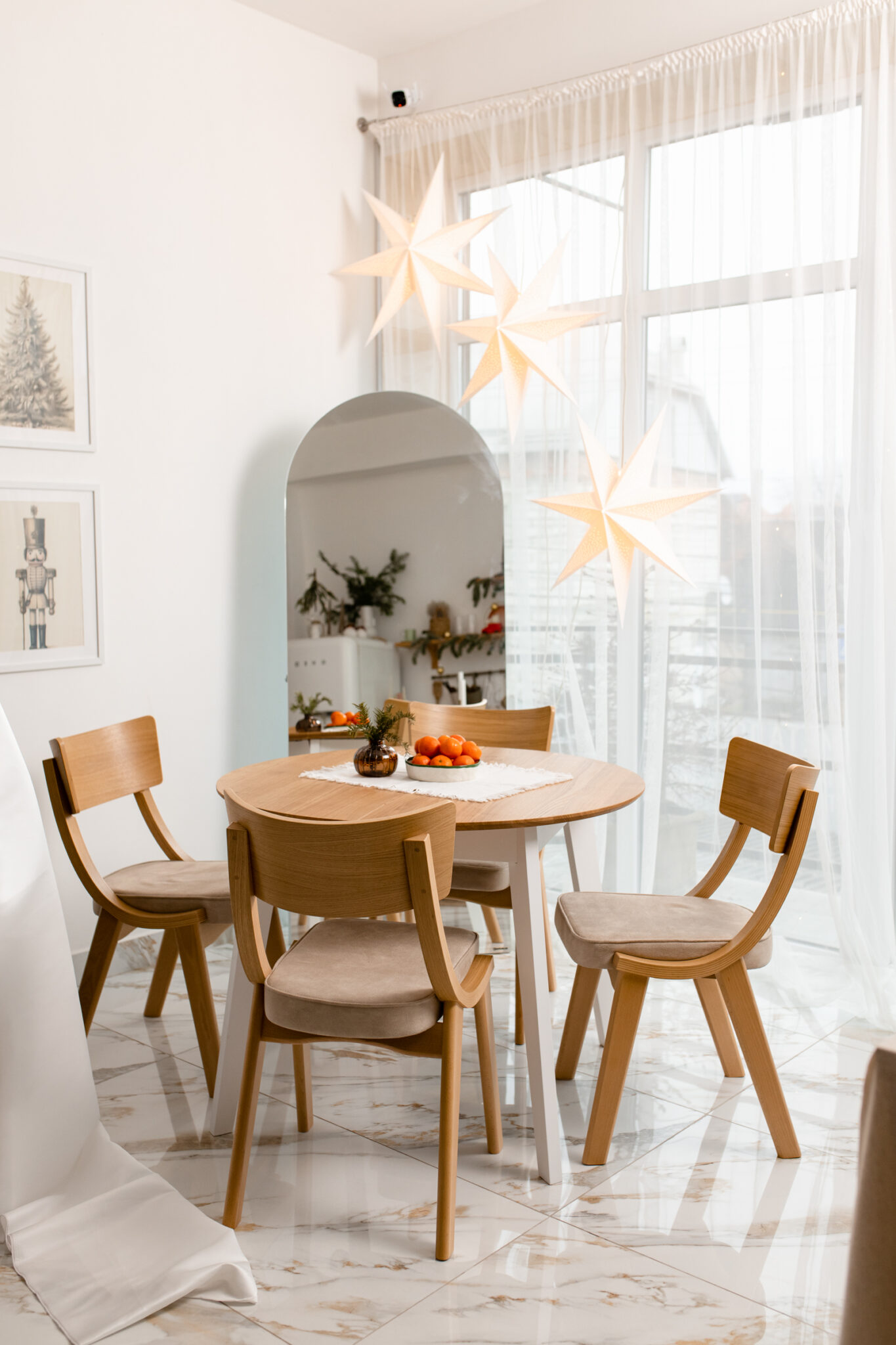 Sorrento Table