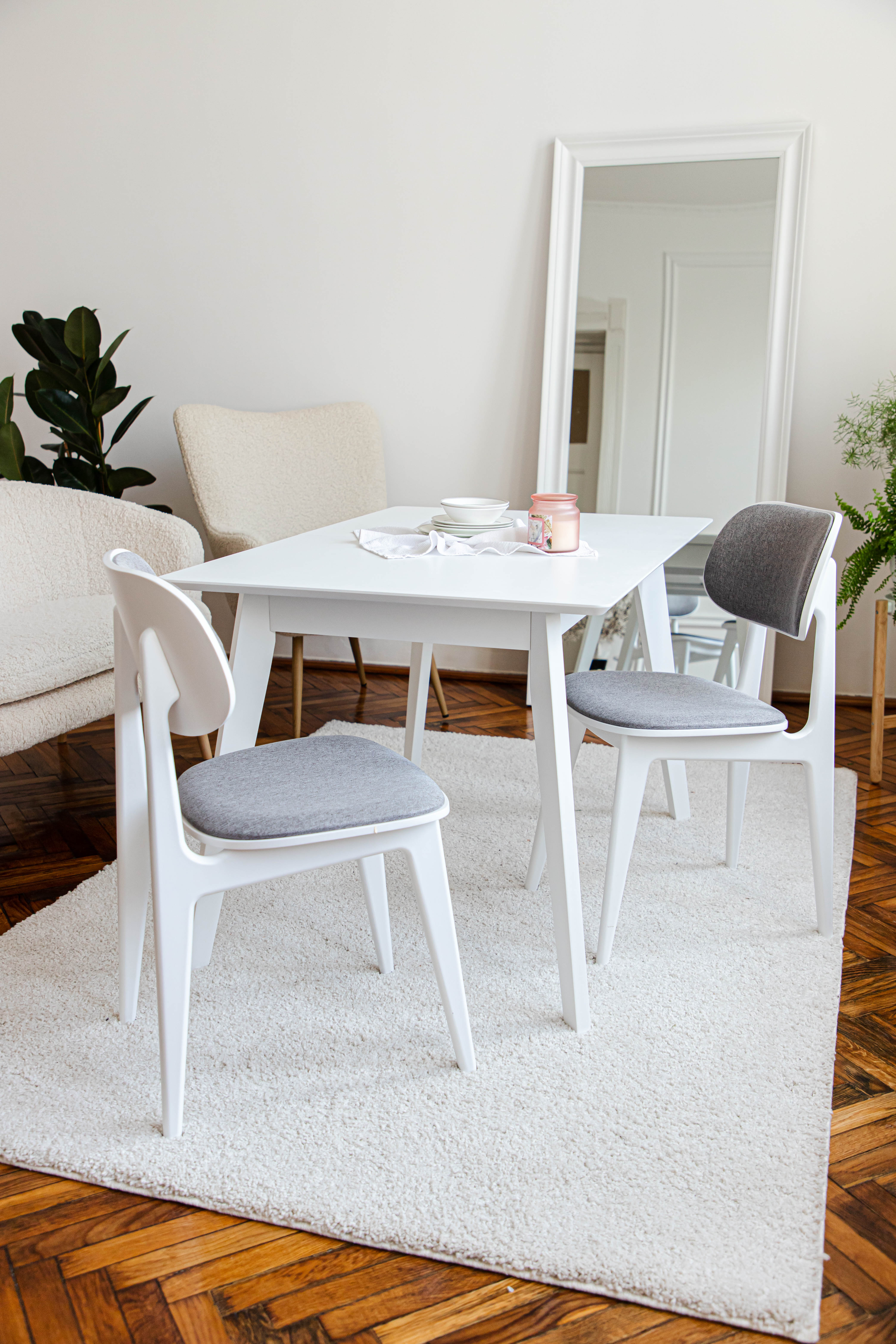 IMG_7711 Milano Table